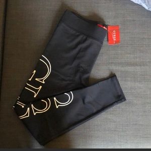 Brand new never worn Guess logo leggings size Large